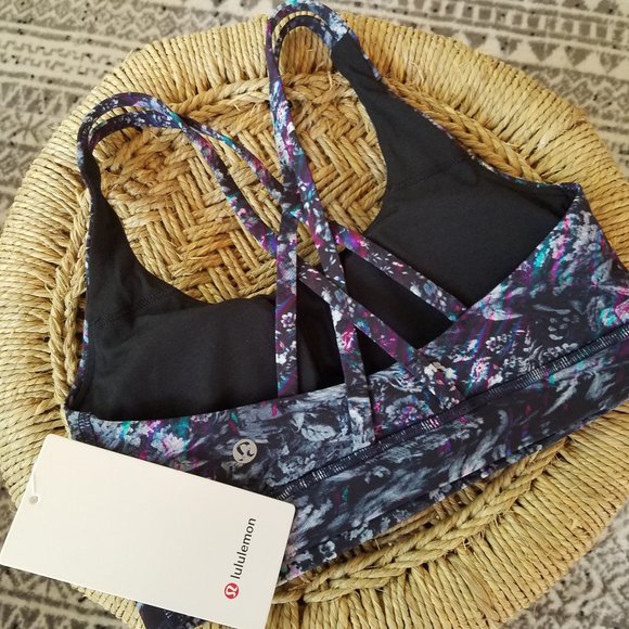 lululemon athletica Tops - Lululemon Energy Bra Geometric Floral Size 6 NWT